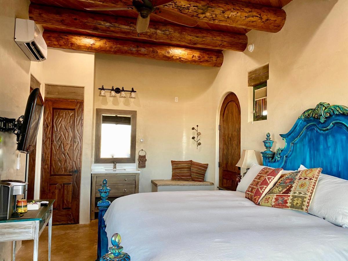 The Grand Hacienda Inn With Breakfast Abiquiu Esterno foto